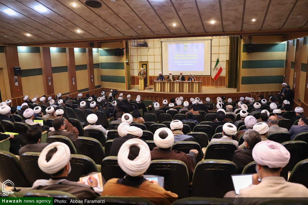 از برگزدیگان جشنواره علامه حلی(ره) در سمنان تجلیل شد