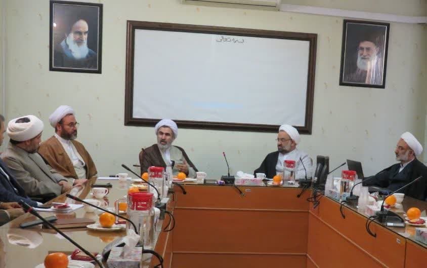 حجت الاسلام والمسلمین مقیمی حاجی در نشست‌های پساهفته پژوهش خود اعلام کرد: جامعه المصطفی(ص) مولود مبارک حوزه علمیه قم است.