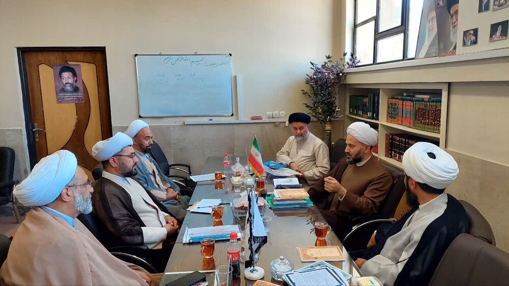 دبیر کشوری جشنواره علامه حلی (ره) تشریح کرد: شرایط شرکت طلاب در پانزدهمین جشنواره علامه حلی(ره) کشوری