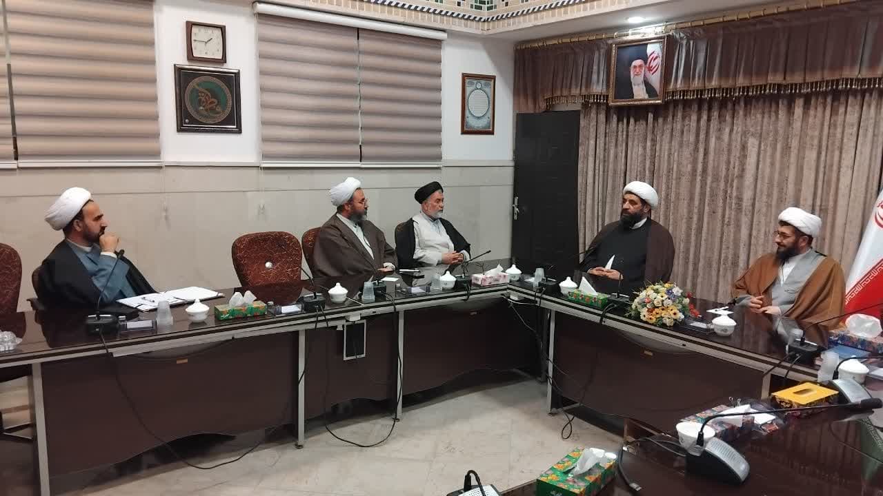 جلسه هم اندیشی با مدیر محترم مدرسه امام خمینی(ره) حوزه علمیه نجف